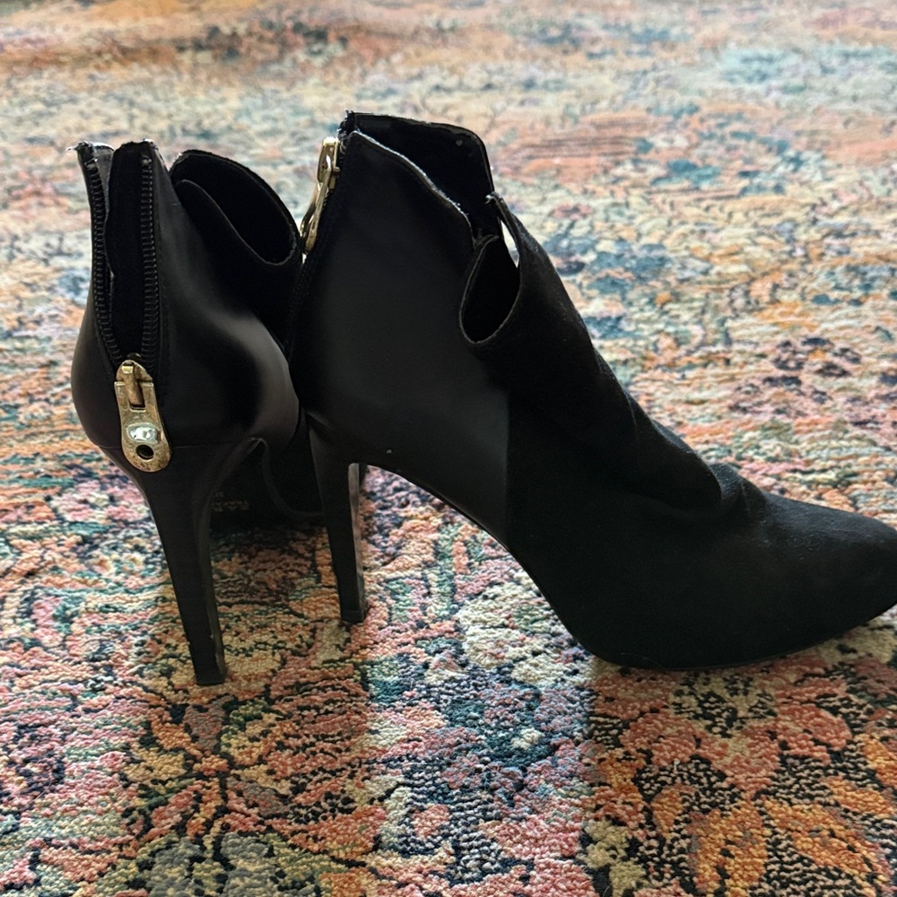 Zara Women’s Black High Heel Ankle Booties